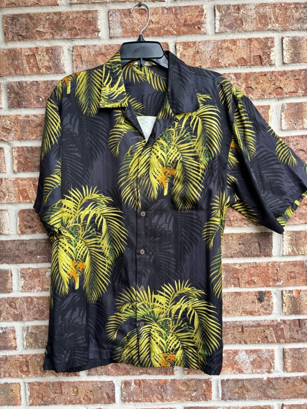 Tommy Bahama silk Black Short-Sleeve Shirt tropical Palm Print